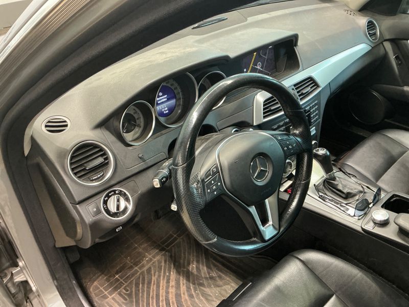 Mercedes-Benz C-Klasse C 350 CDI T BlueEfficiency Avantgarde 2014 – снимка 25