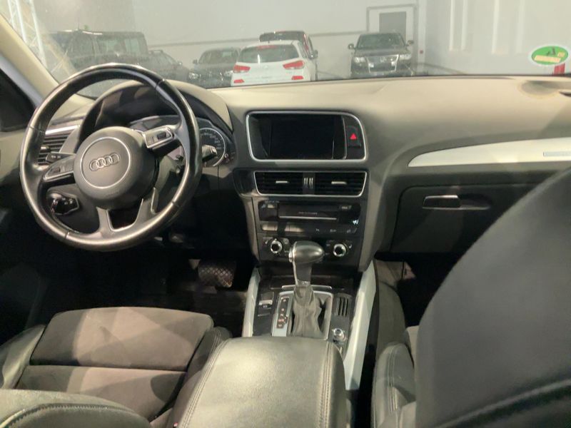 Audi Q5 2.0 TDI quattro — zdjęcie 12