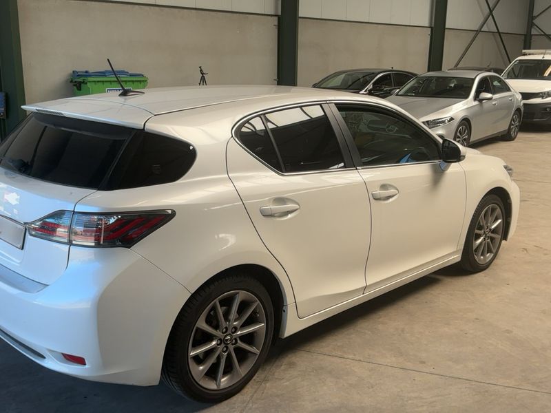 Lexus CT-Serie CT 200h Sensation — zdjęcie 6