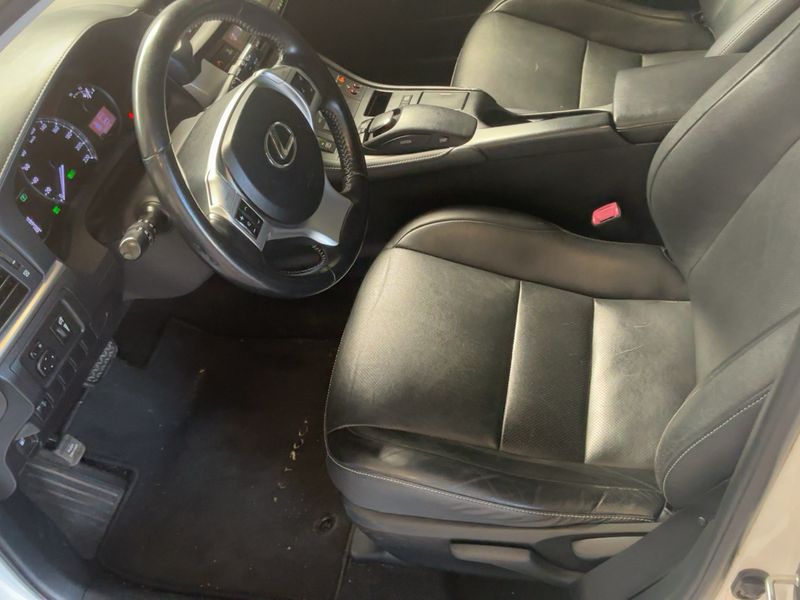Lexus CT-Serie CT 200h Sensation — zdjęcie 11