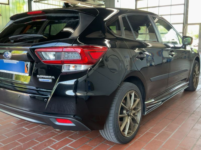 Subaru Impreza 2.0 Mild-Hybrid Platinum — zdjęcie 6