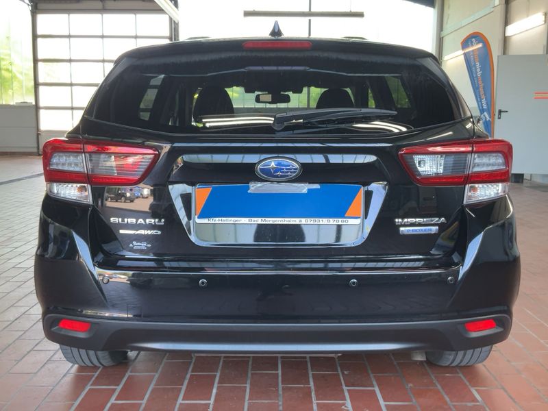 Subaru Impreza 2.0 Mild-Hybrid Platinum — zdjęcie 5