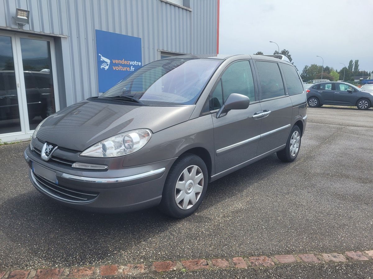 Peugeot 807 2011 — photo 1