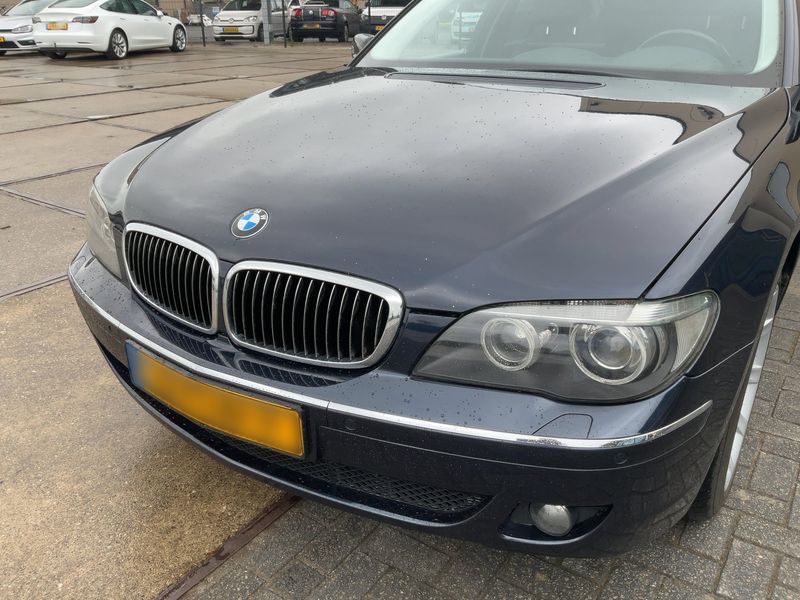 BMW 7er 740i — zdjęcie 2