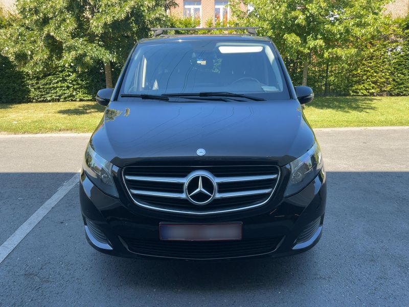 Mercedes-Benz V-Klasse V 220 d lang — zdjęcie 9