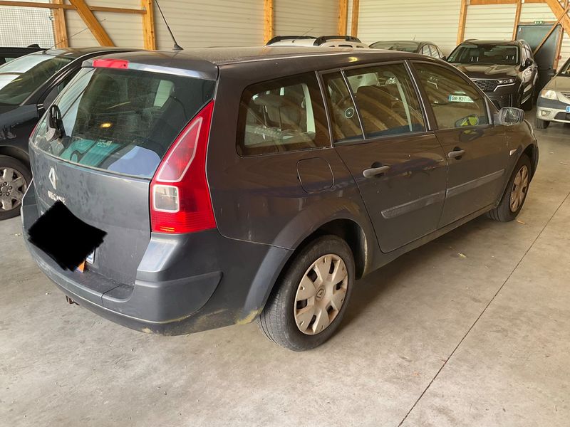 Renault Megane 1.5 dCi Authentique 2007 – снимка 2