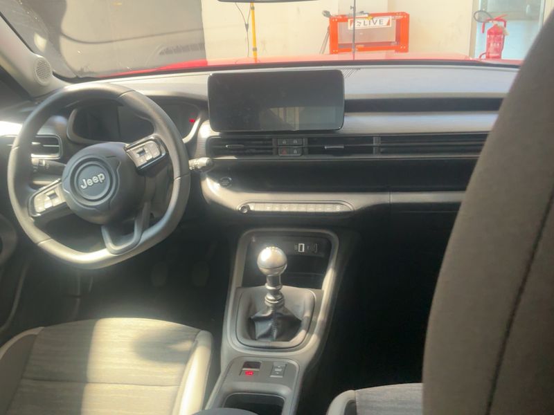 Jeep Avenger 1.2 T-GDI Longitude — zdjęcie 12