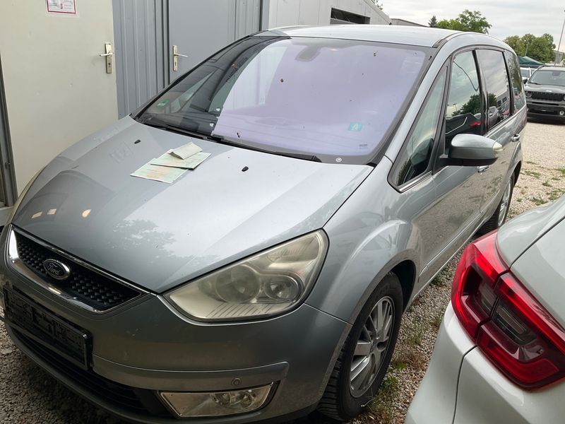 Ford Galaxy 2.0 TDCi Ghia
