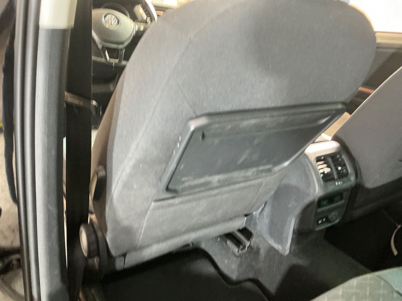 Volkswagen Tiguan 2.0 TDI IQ.DRIVE 4Motion 2019 – снимка 24