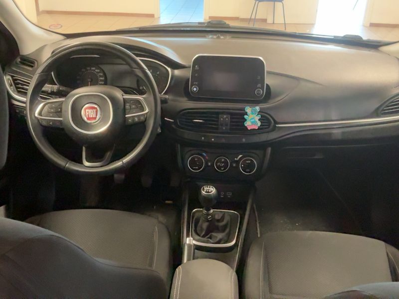 Fiat Tipo 1.6 JTDM Lounge 2017 – снимка 17
