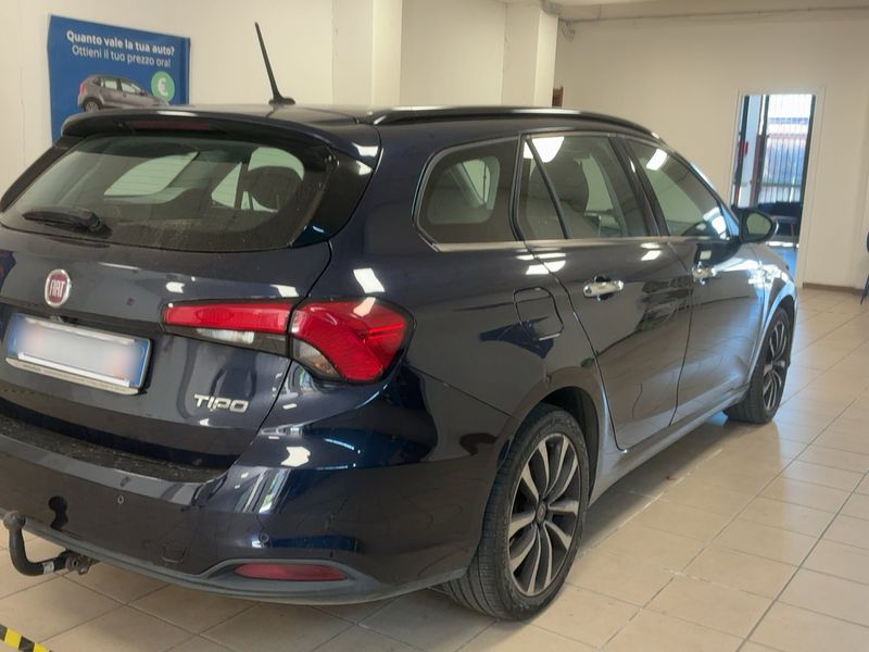 Fiat Tipo 1.6 JTDM Lounge 2017 – снимка 8