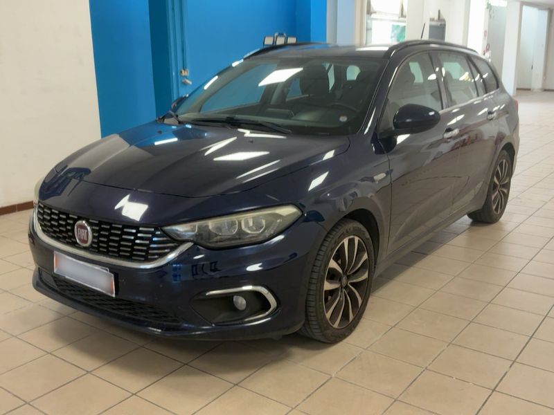 Fiat Tipo 1.6 JTDM Lounge 2017 – снимка 1
