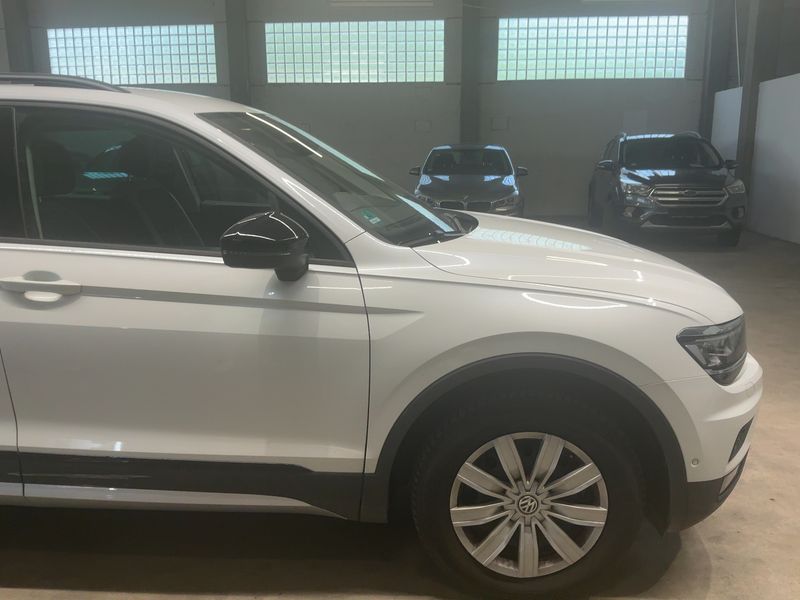 Volkswagen Tiguan 2.0 TDI Offroad 4Motion 2019 – снимка 12