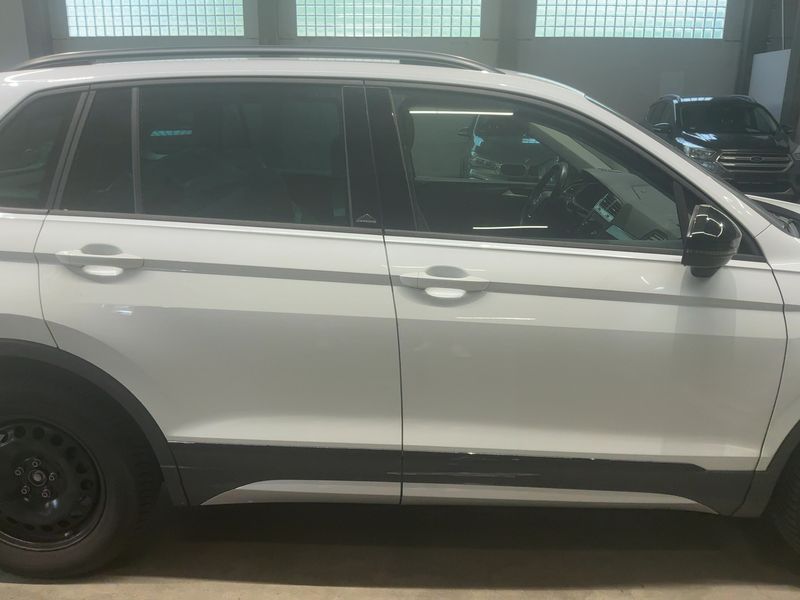 Volkswagen Tiguan 2.0 TDI Offroad 4Motion 2019 – снимка 10