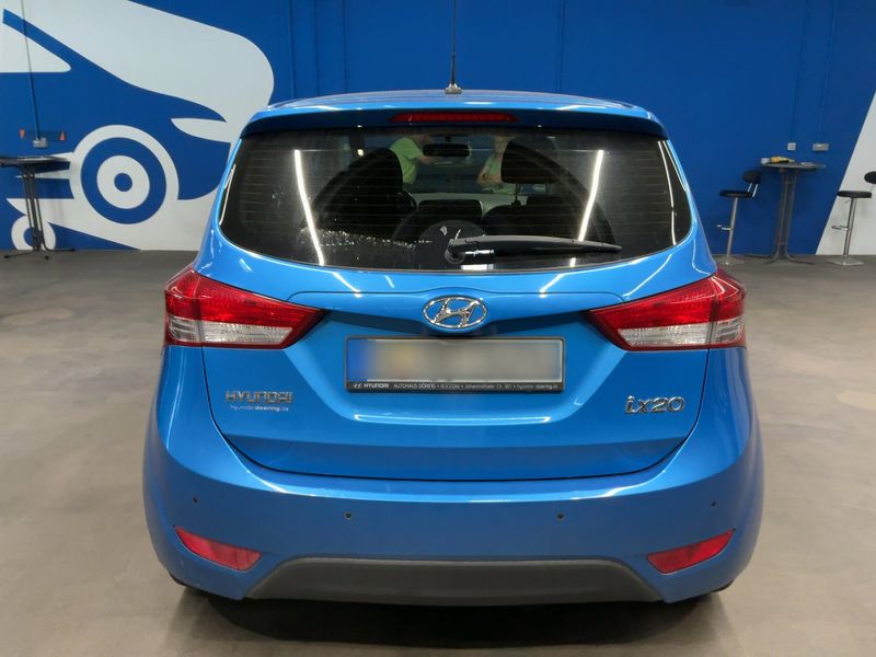 Hyundai ix20 1.4 Passion Blue — zdjęcie 5