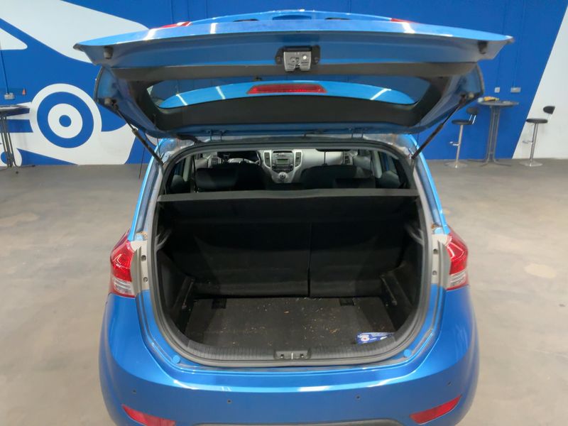 Hyundai ix20 1.4 Passion Blue — zdjęcie 10