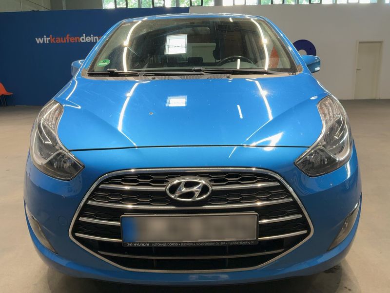Hyundai ix20 1.4 Passion Blue — zdjęcie 9