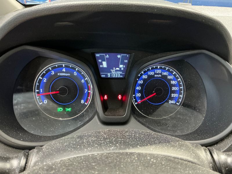 Hyundai ix20 1.4 Passion Blue — zdjęcie 13