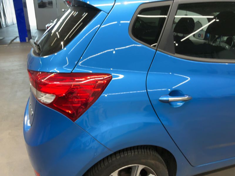Hyundai ix20 1.4 Passion Blue — zdjęcie 6