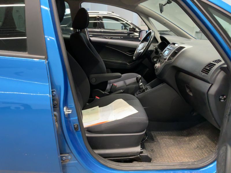 Hyundai ix20 1.4 Passion Blue — zdjęcie 11
