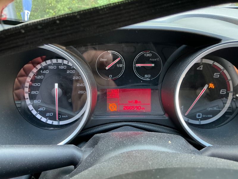 Alfa Romeo Giulietta 2.0 JTDM Collezione 2013 – снимка 4