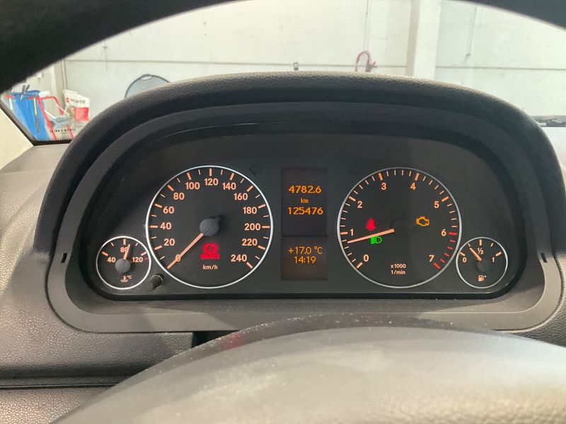 Mercedes-Benz A-Klasse A 160 Classic — zdjęcie 4