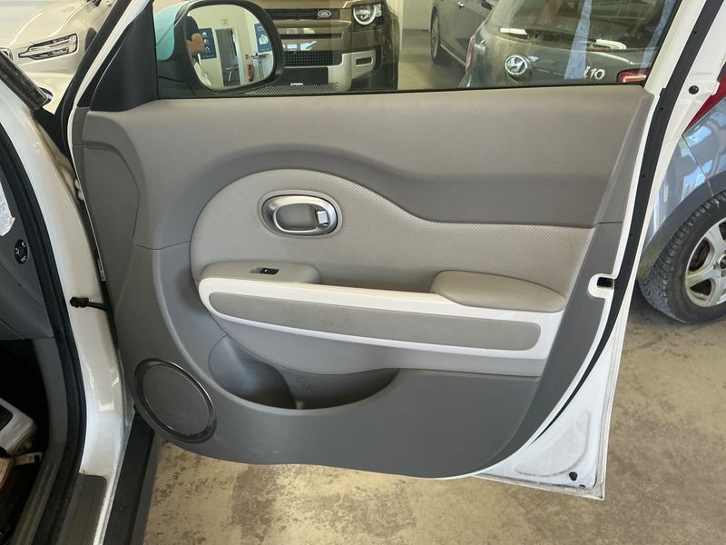 Kia Soul electric drive 81 kW EV 2016 – снимка 25