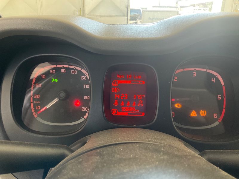 Fiat Panda 1.3 M-Jet Easy — zdjęcie 13