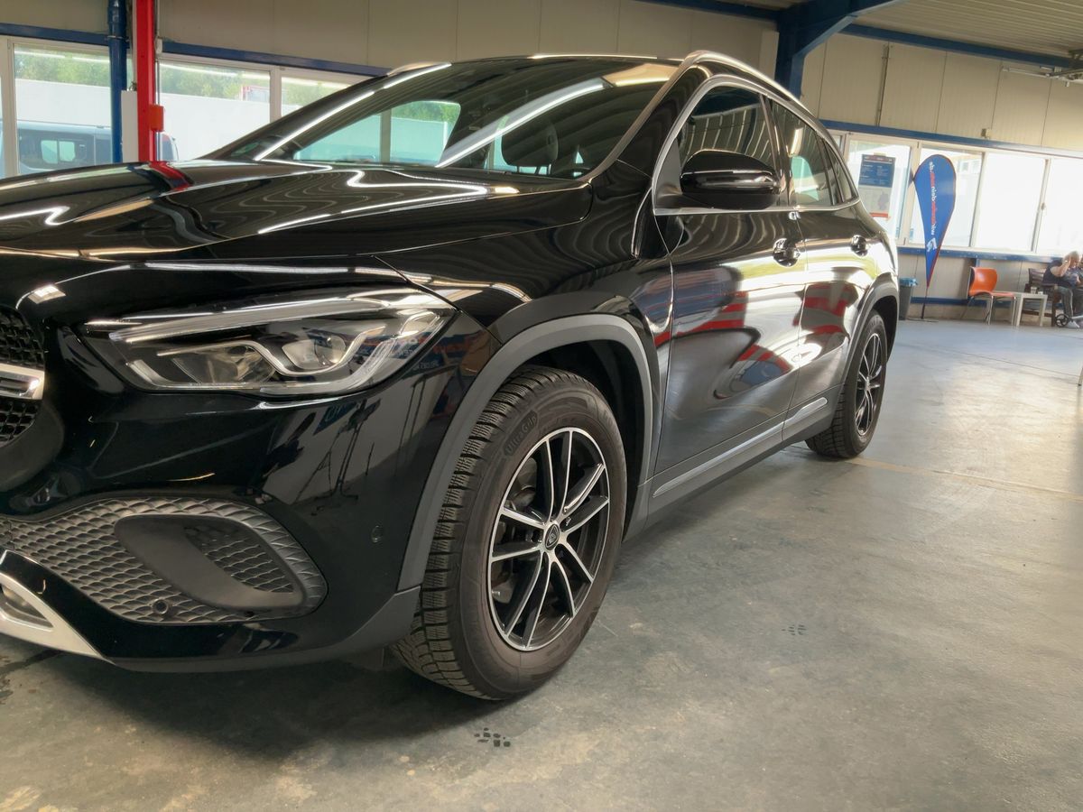 Mercedes-Benz GLA-Klasse GLA 200 Progressive