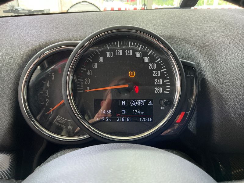 MINI Countryman One D — zdjęcie 13
