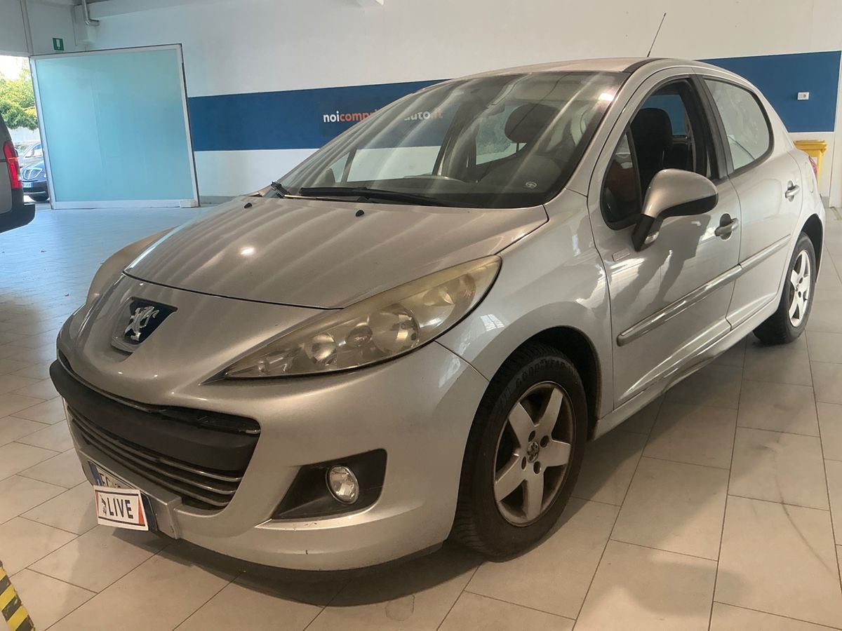 Peugeot 207 2010
