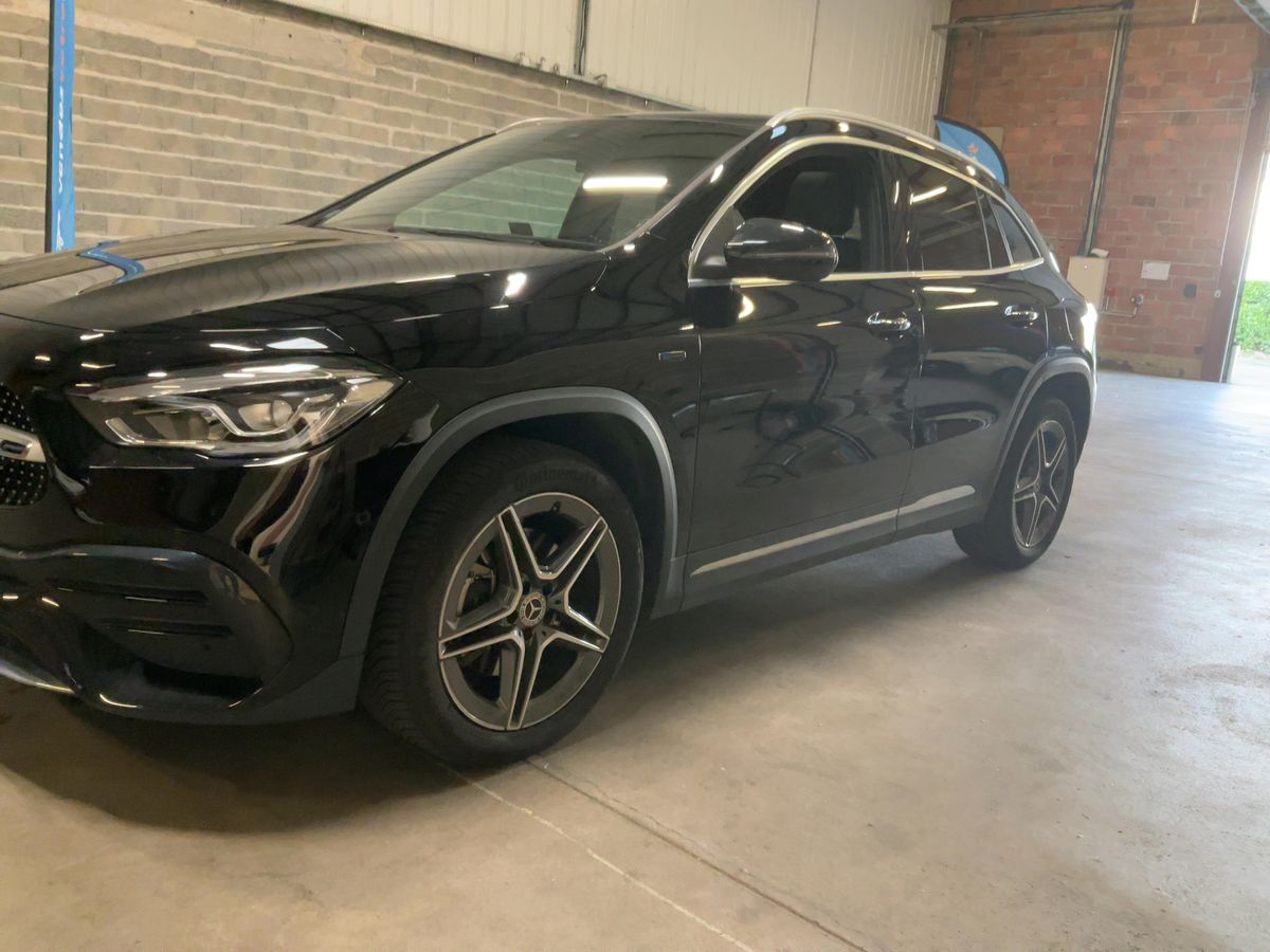 Mercedes-Benz GLA-Klasse GLA 250e AMG Line