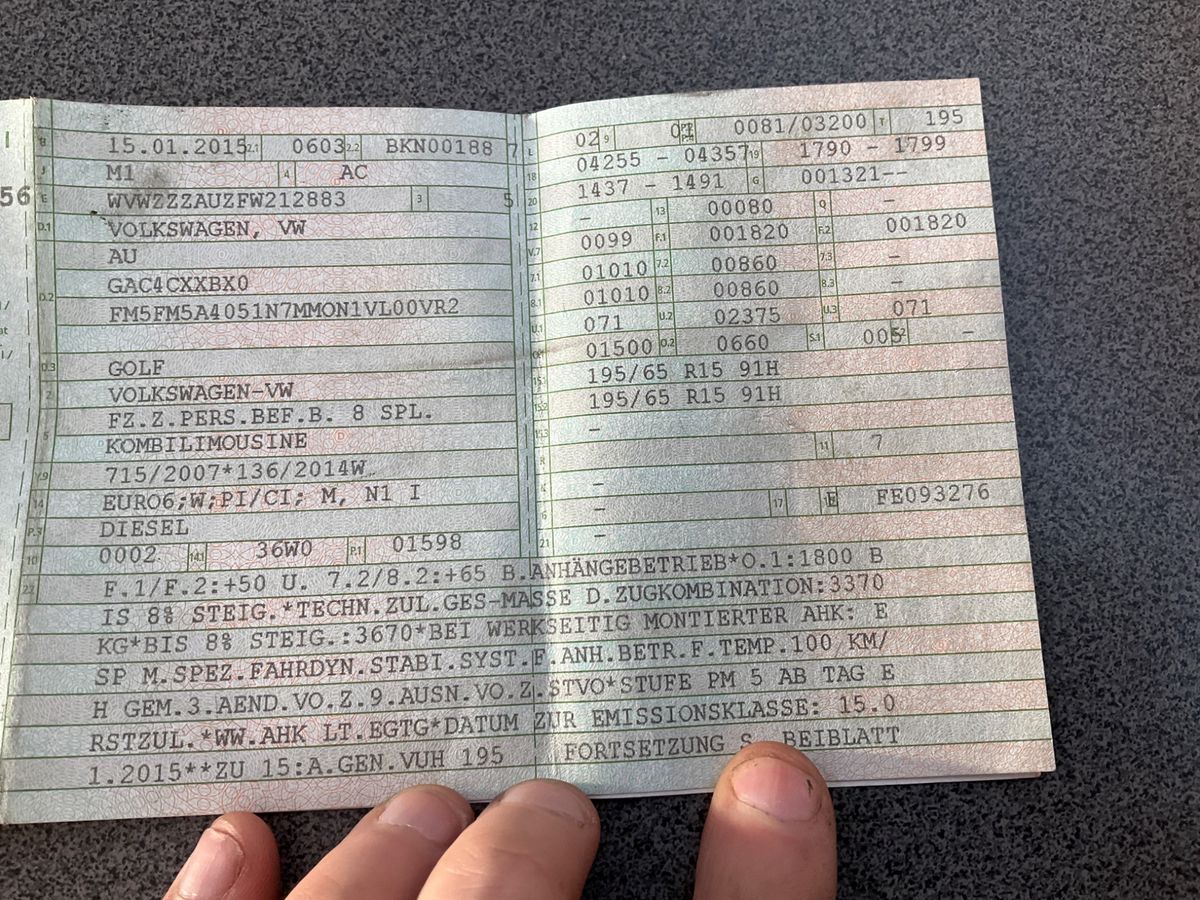 Volkswagen Golf VII 1.6 TDI Trendline BlueMotion Tech