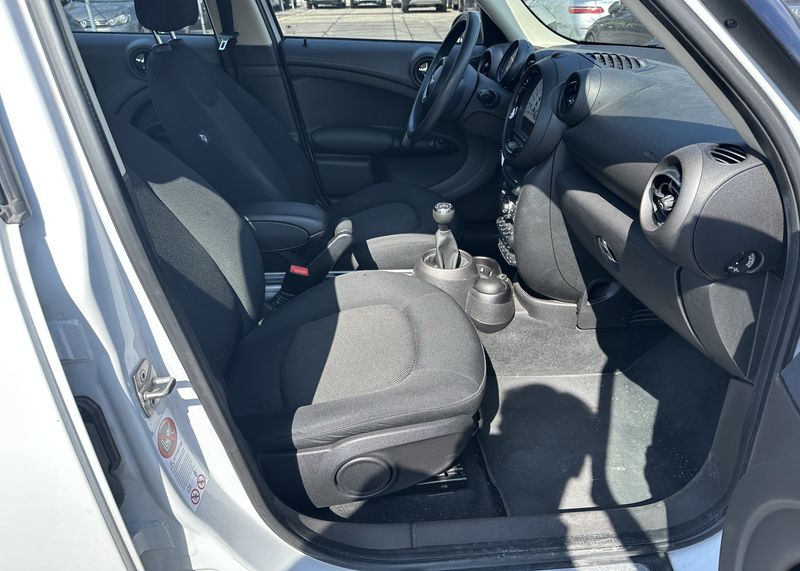 MINI Countryman One D — zdjęcie 10