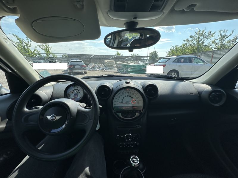 MINI Countryman One D — zdjęcie 11
