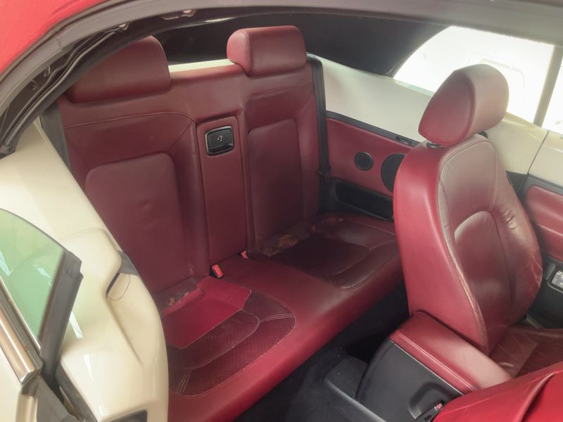 Volkswagen New Beetle 1.9 TDI Red Edition — zdjęcie 14