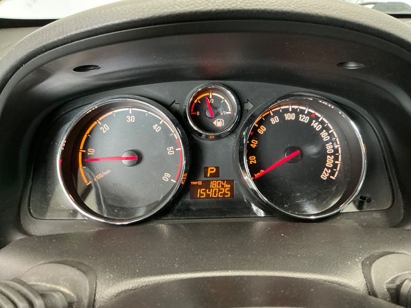 Opel Antara 2.2 CDTI Cosmo 4x4 — zdjęcie 13