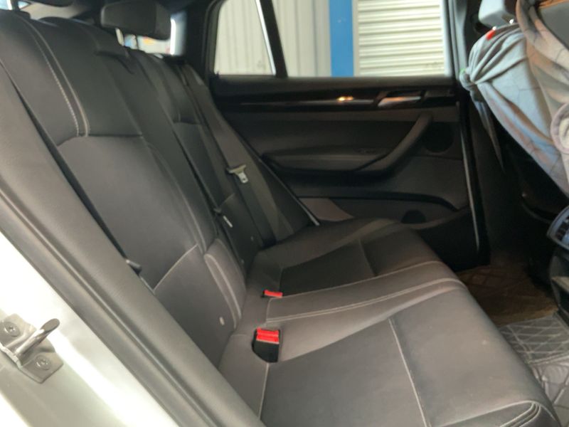 BMW X4 xDrive 20d — zdjęcie 14