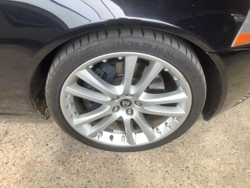 Jaguar XK 4.2 V8 Kompressor XKR 2007 – снимка 11