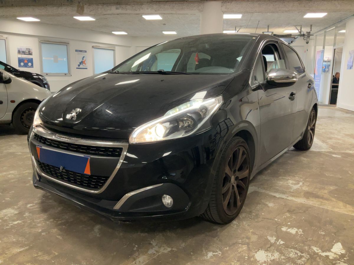 Peugeot 208 1.2 e-THP Féline