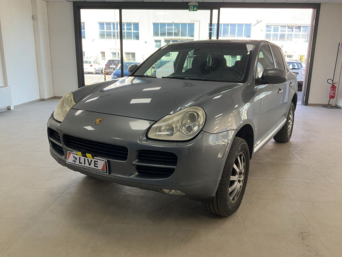 Porsche Cayenne 2005