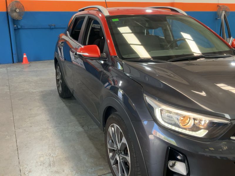 Kia Stonic 1.0 TGDI Drive — zdjęcie 8