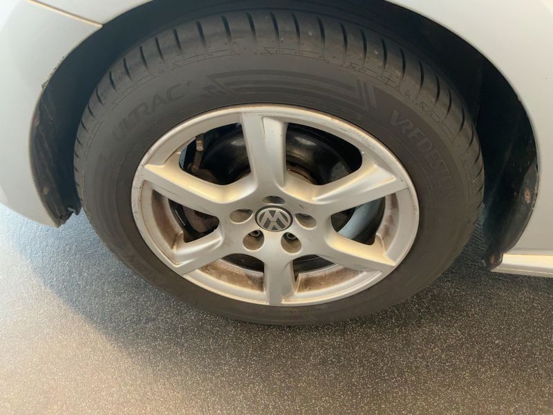 Volkswagen Polo 1.4 MPI Advance 2011 – снимка 3