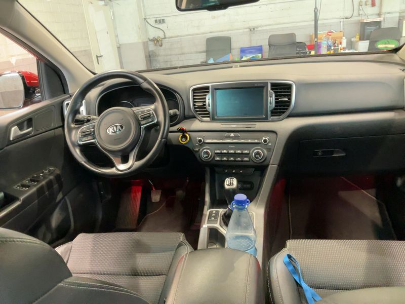 Kia Sportage 1.6 GDI Spirit 2WD — zdjęcie 12