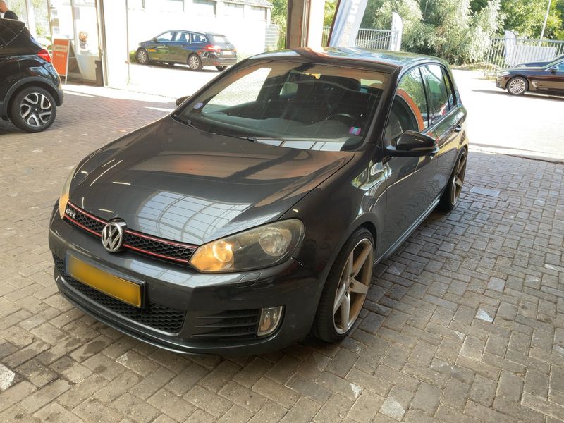 Volkswagen Golf VI 2.0 TSI GTI 2009 – снимка 1