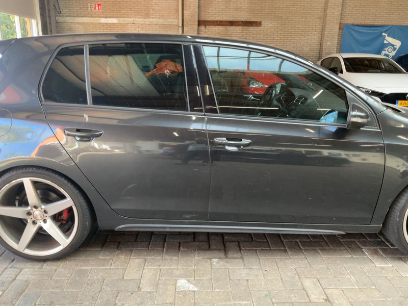 Volkswagen Golf VI 2.0 TSI GTI 2009 – снимка 10