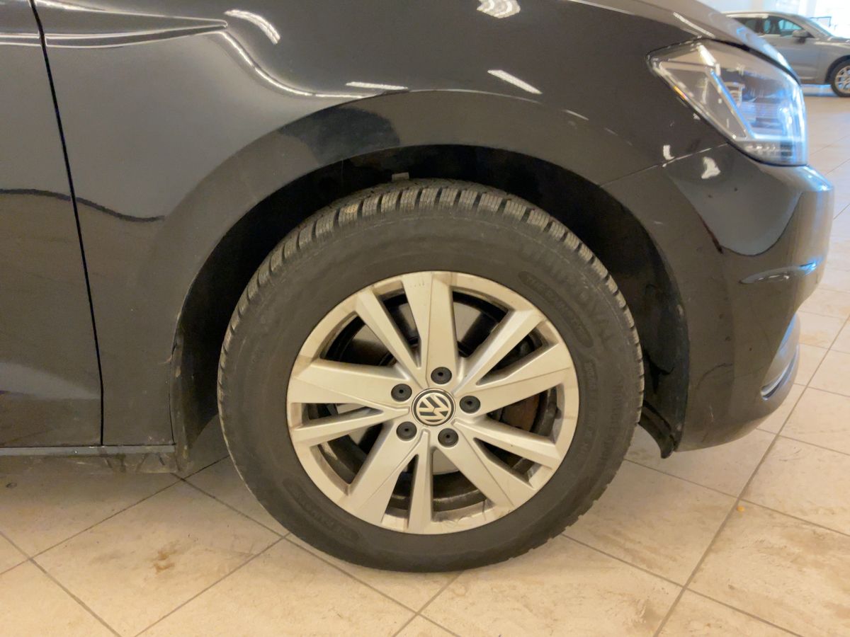 Volkswagen Touran 2020 — photo 12