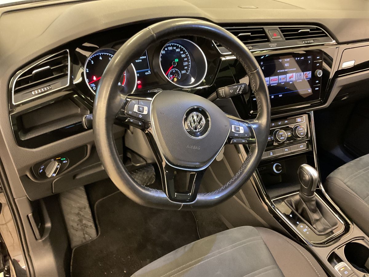 Volkswagen Touran 2020 — photo 31