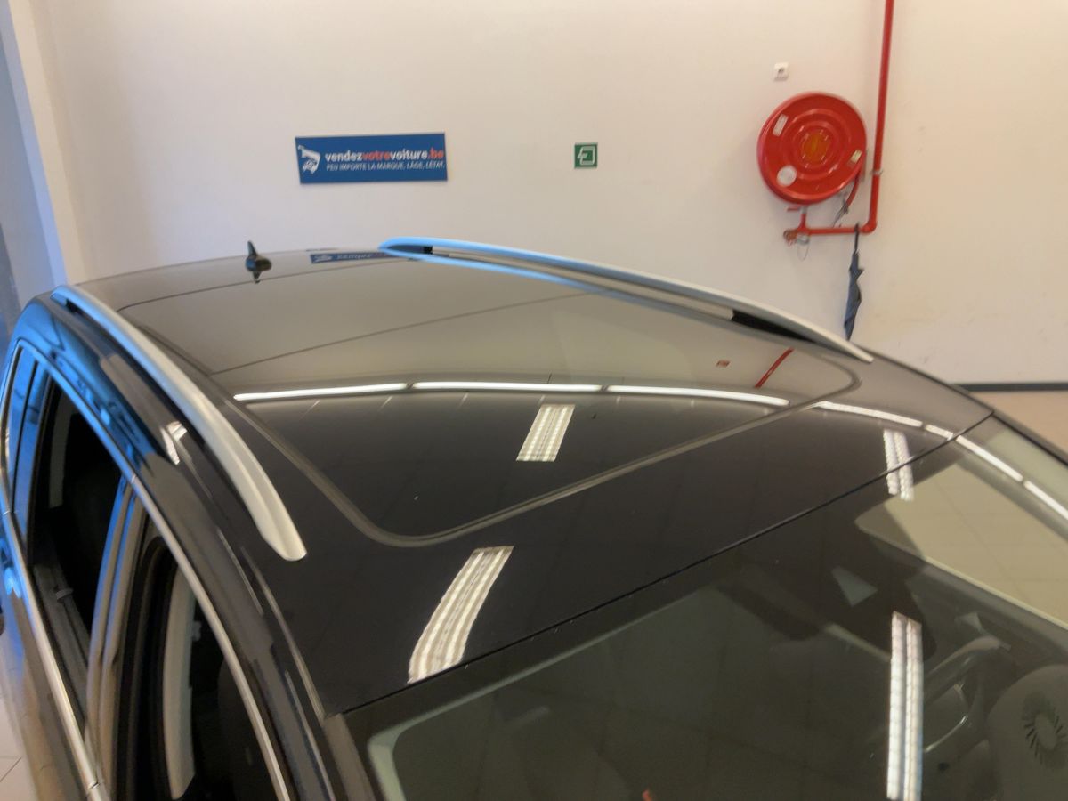 Volkswagen Touran 2020 — photo 14