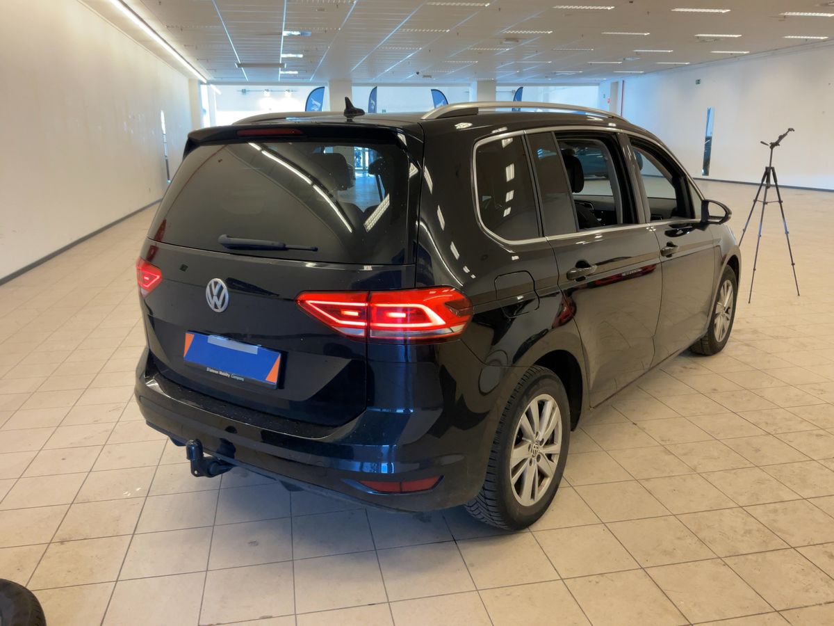Volkswagen Touran 2020 — photo 9